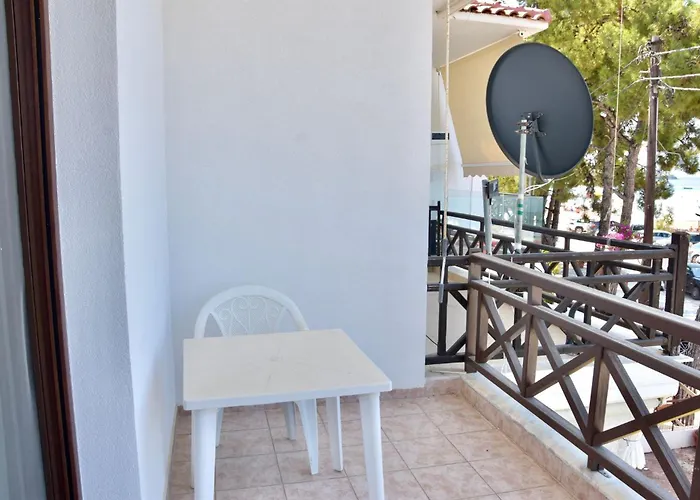 Beachfront Bliss In Nikiti, Spacious 2 Story With Stunning Sea Views * 니키티