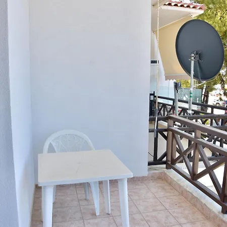 Beachfront Bliss In Nikiti, Spacious 2 Story With Stunning Sea Views * Nikiti (Sithonia)