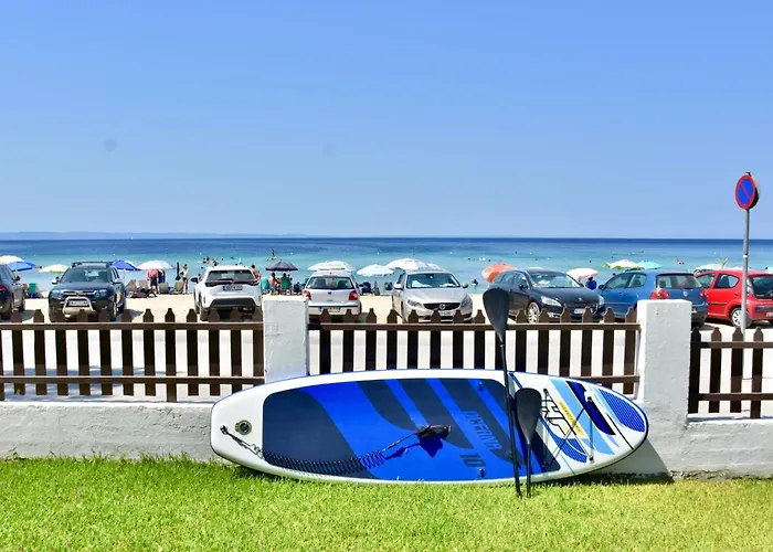 Beachfront Bliss In Nikiti, Spacious 2 Story With Stunning Sea Views Nikiti (Sithonia)